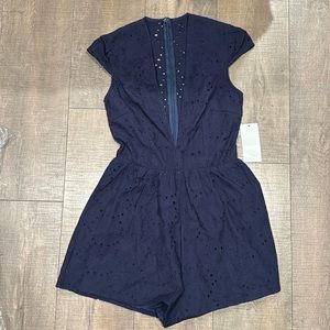 Tobi Belize Plunging Romper S / Navy BNWT